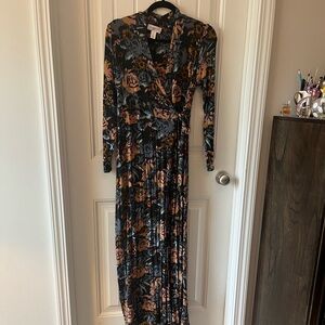 Motherhood maternity long sleeve floral wrap dress